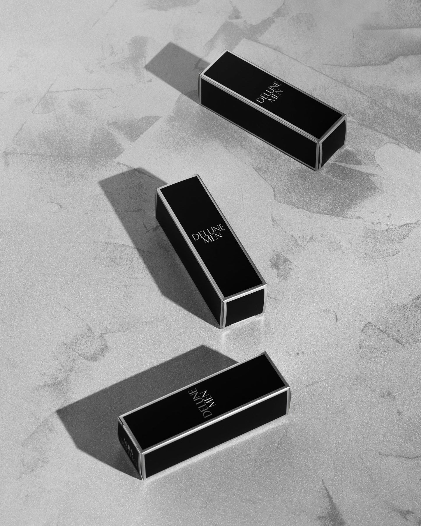 Delune Men serum packaging shot